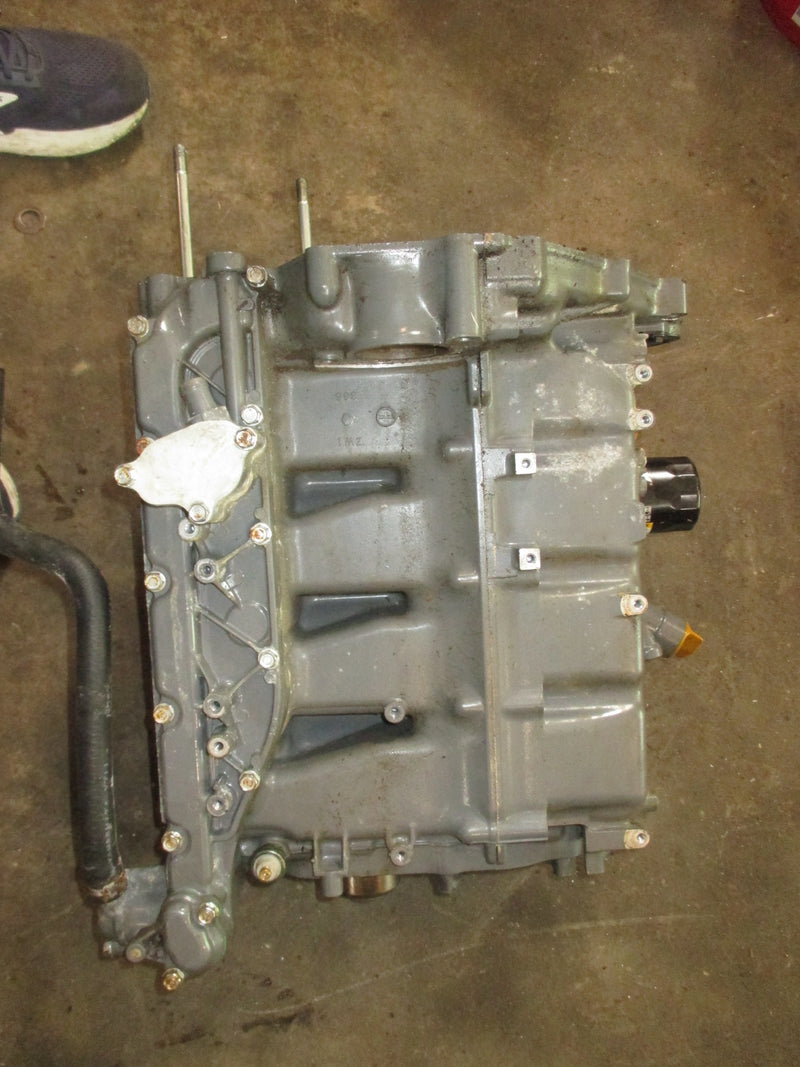 Honda BF90A 90hp 4 stroke outboard crankcase block