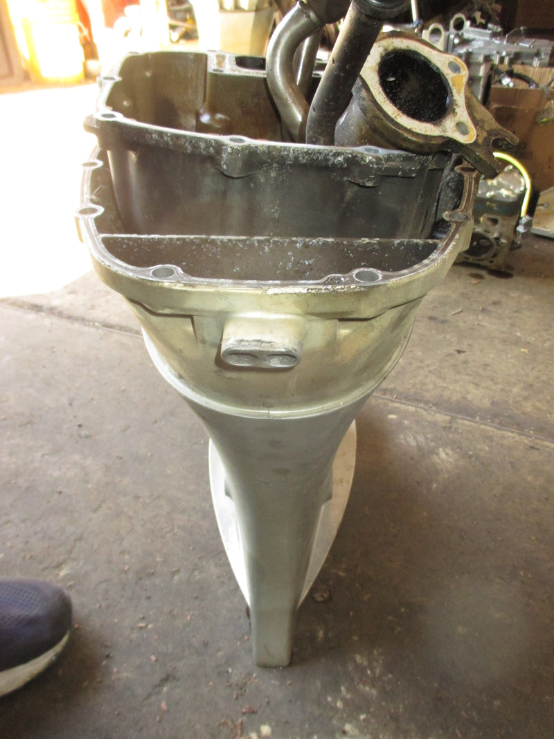 Honda BF90A 90hp 4 stroke outboard upper casing and oil pan (11311-ZW1-000ZA)