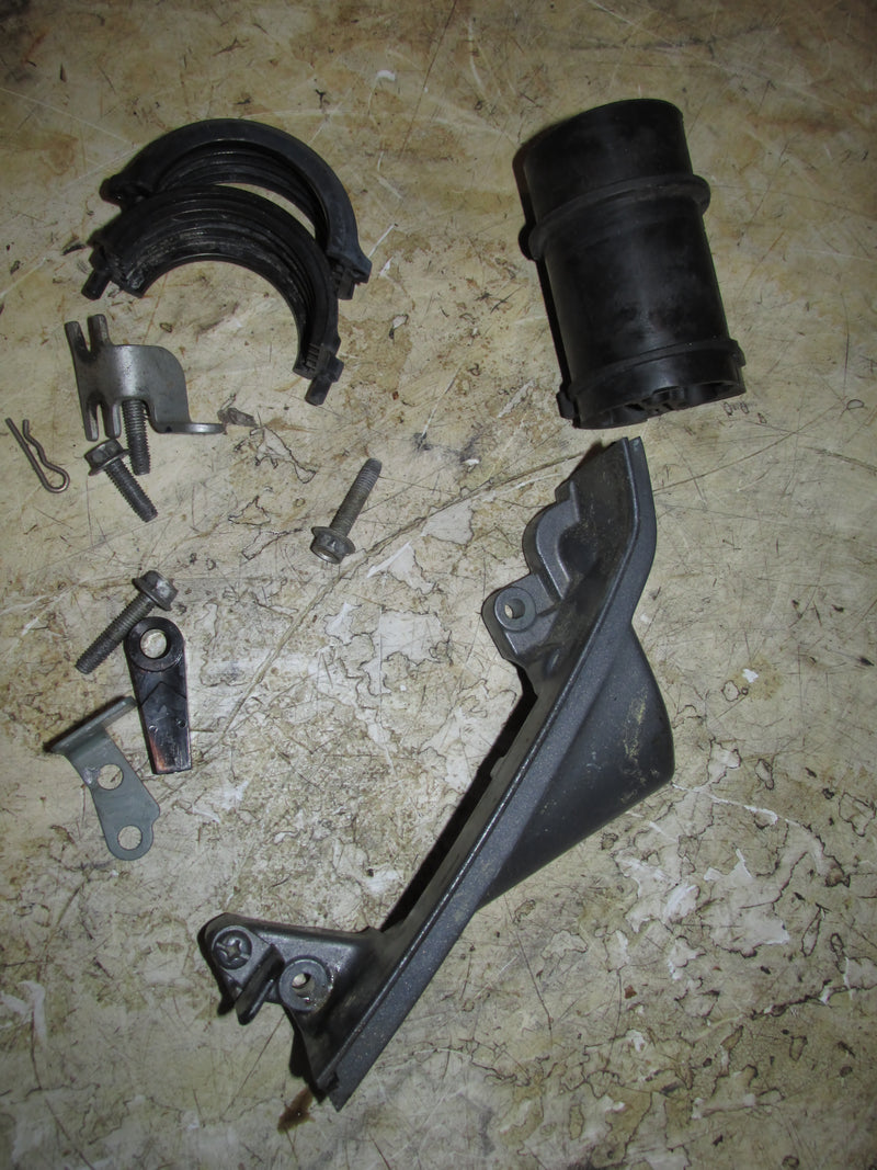 Yamaha 225hp 4 Stroke Outboard Rigging Grommet and Holder (69J-42738-02-5B)