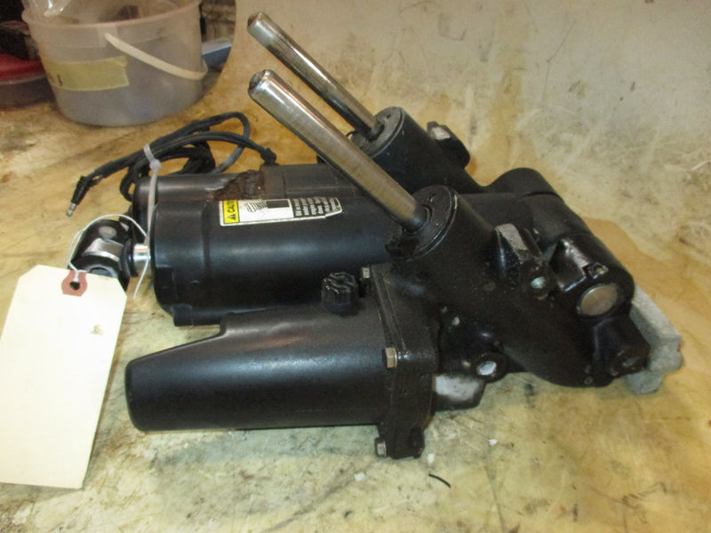 Mercury Mariner 225hp 2 Stroke outboard Tilt Trim Unit