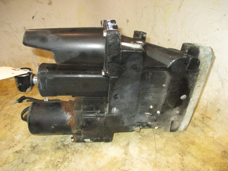 Mercury Mariner 225hp 2 Stroke outboard Tilt Trim Unit