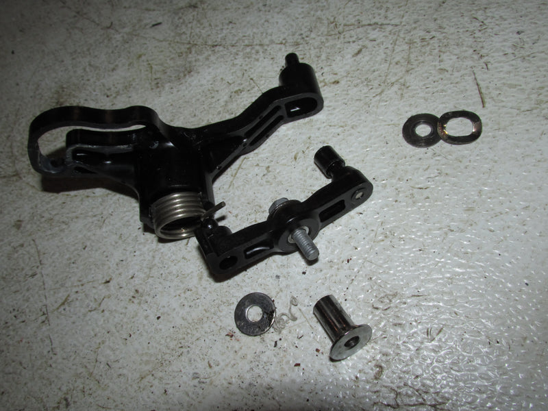 Yamaha 90hp 4 Stroke Outboard Throttle Bracket (6D8-42154-00-00)