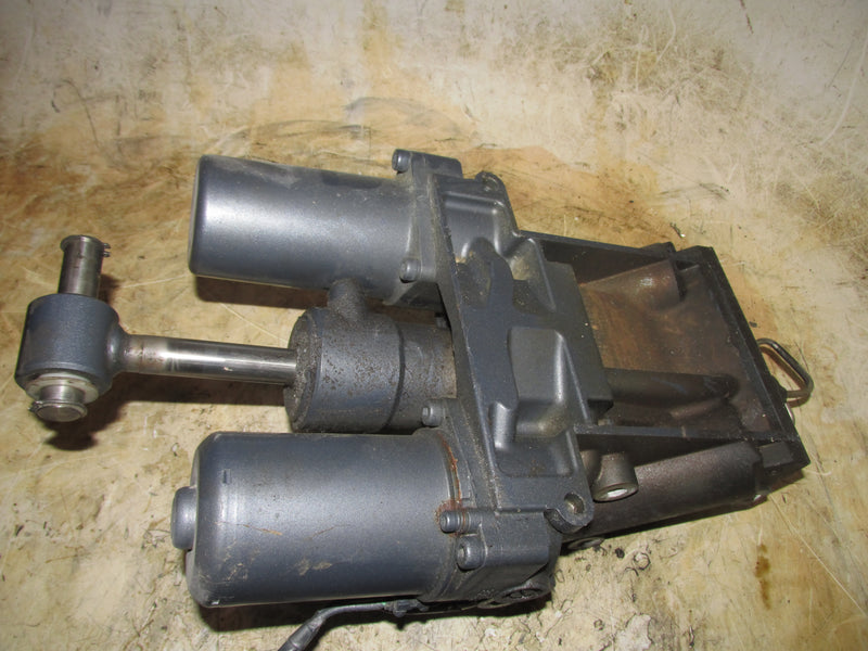 Yamaha 300hp 4.2L 4 Stroke Outboard Tilt Trim Unit (69J-06)