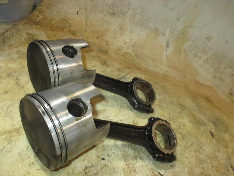 Mercury Mariner 225hp 2 Stroke outboard Port Piston and Rod Set of 2