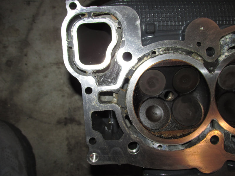 Yamaha 4.2L 300hp 4 Stroke Outboard Port Cylinder Head (6CB-11)