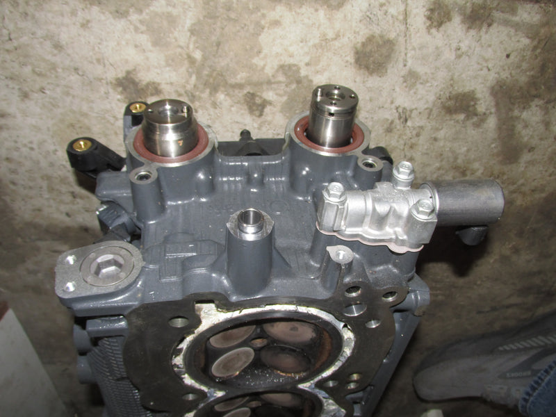 Yamaha 4.2L 300hp 4 Stroke Outboard Port Cylinder Head (6CB-11)