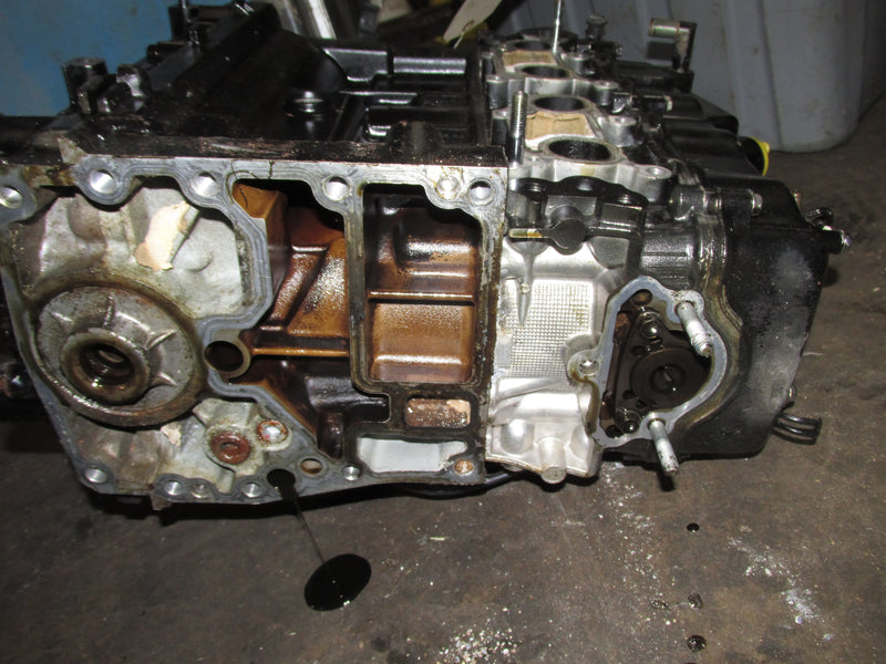 Suzuki DF70 70hp Outboard Crankcase Powerhead