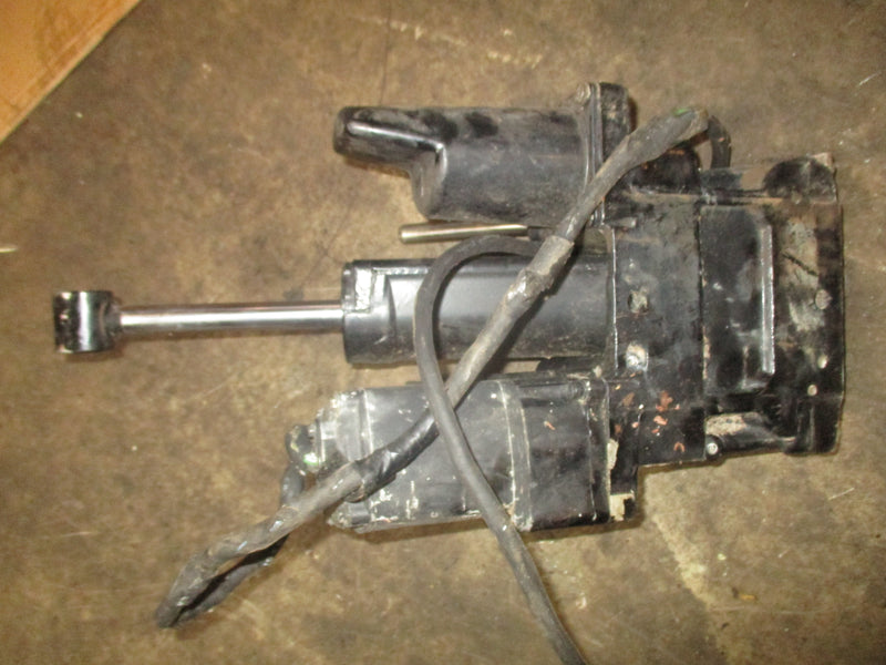 Mercury 225hp offshore 2 stroke outboard tilt trim unit