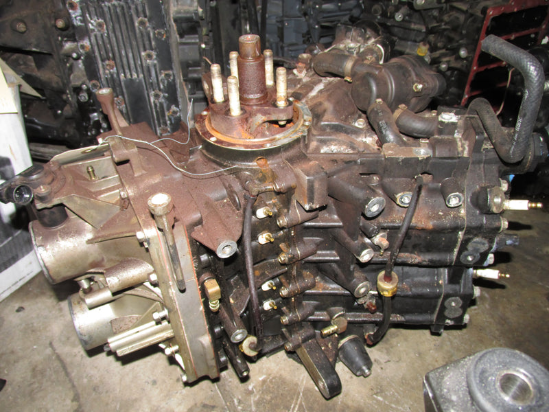 Evinrude Etec 130hp 2 Stroke Outboard Crankcase Powerhead