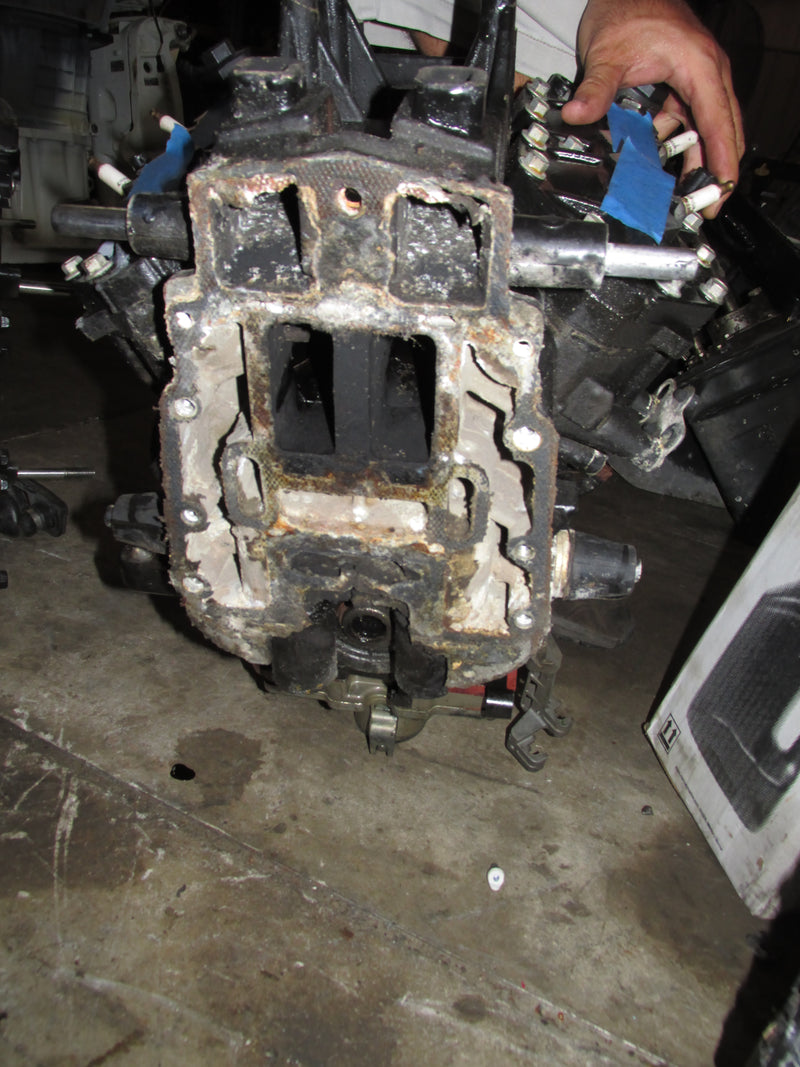 Evinrude Etec 130hp 2 Stroke Outboard Crankcase Powerhead