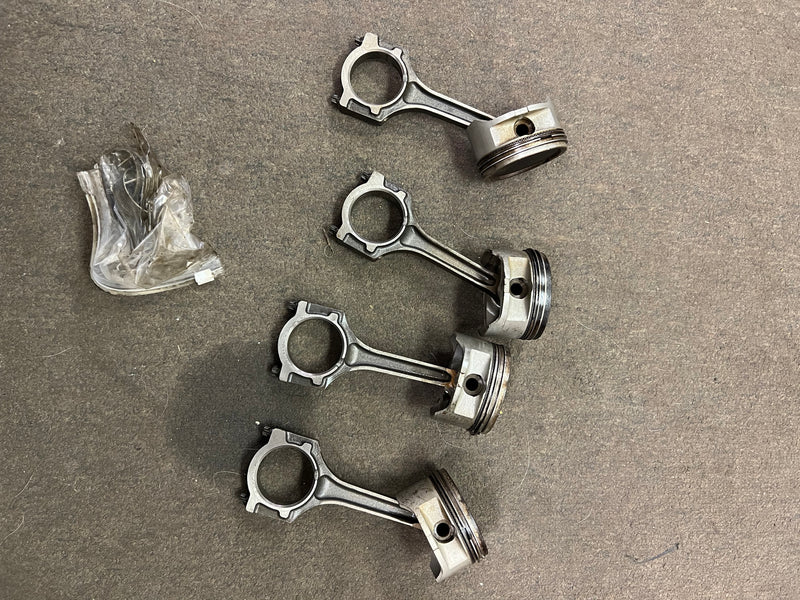 Yamaha 90hp 4 stroke outboard Piston and rod set of 4 (6D8-00)