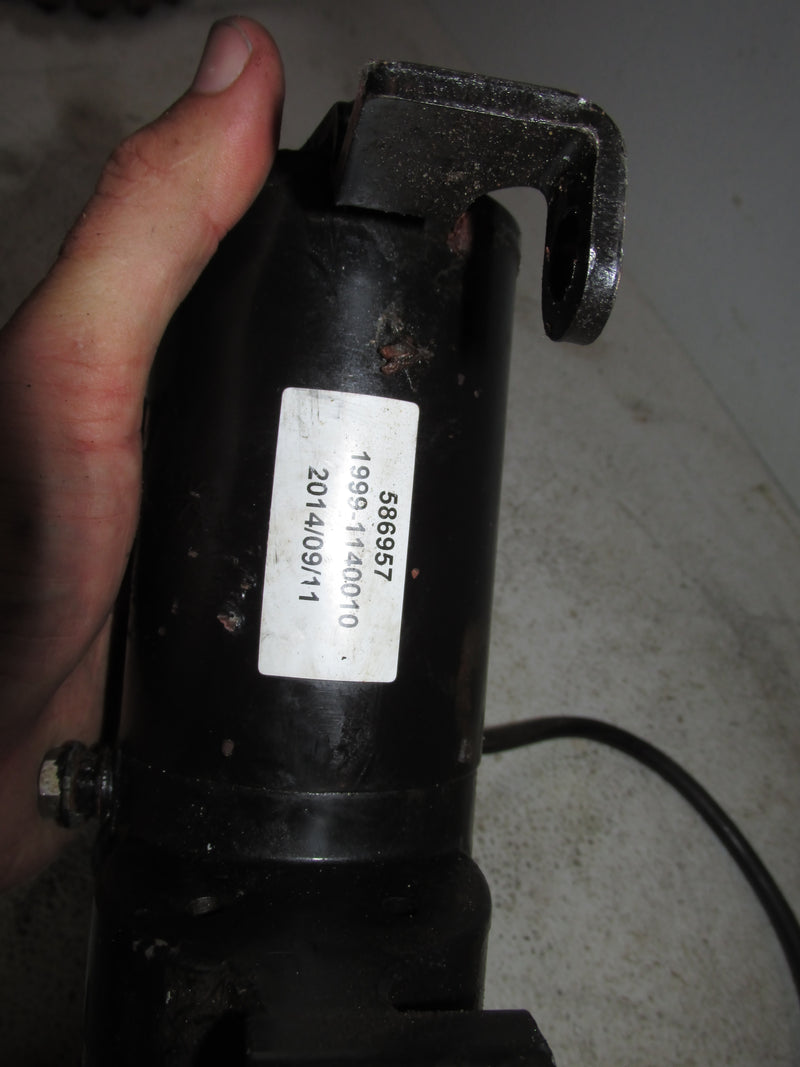Evinrude Etec 130hp 2 Stroke Outboard Starter and Relay (586957)
