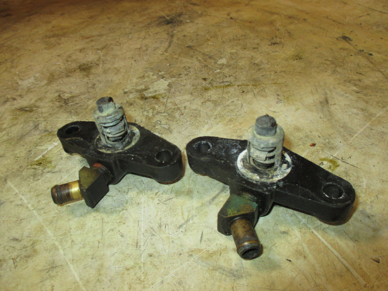 Mercury Mariner 225hp 2 Stroke outboard Thermostat Cover Set (19801A1)