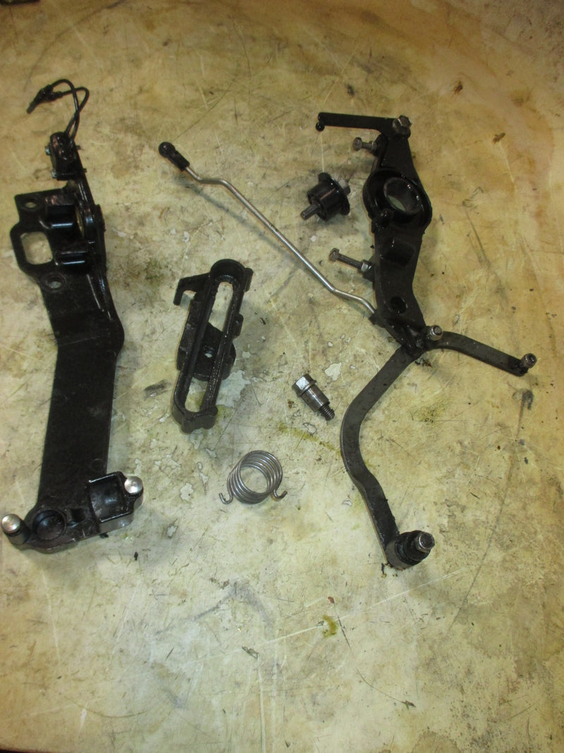 Mercury Mariner 225hp 2 Stroke outboard Shifter and Throttle Bracket Set