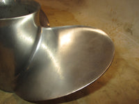 Load image into Gallery viewer, Honda BF115D 115hp 4 stroke outboard Solas stainless steel propellor
