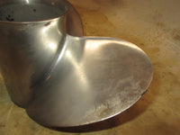 Load image into Gallery viewer, Honda BF115D 115hp 4 stroke outboard Solas stainless steel propellor
