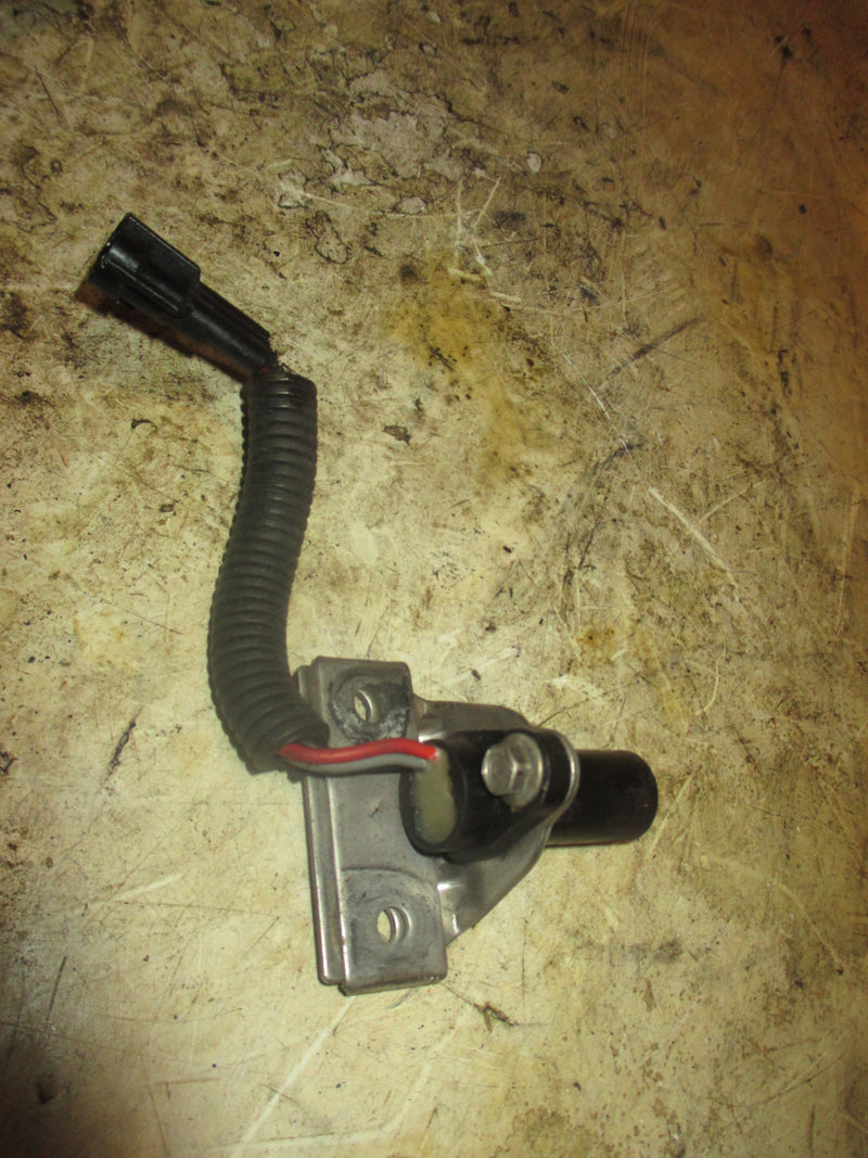 Mercury Optimax 3.0L 225hp 2 stroke outboard cam position sensor (5563511)