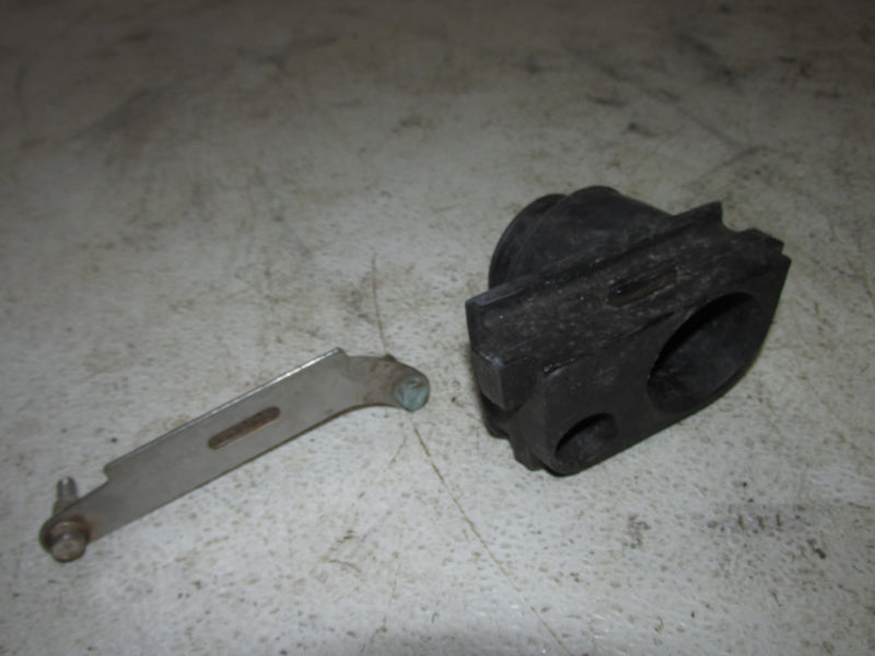 Evinrude Etec 130hp 2 Stroke Outboard Rigging Grommet & Holder (351277/351463)