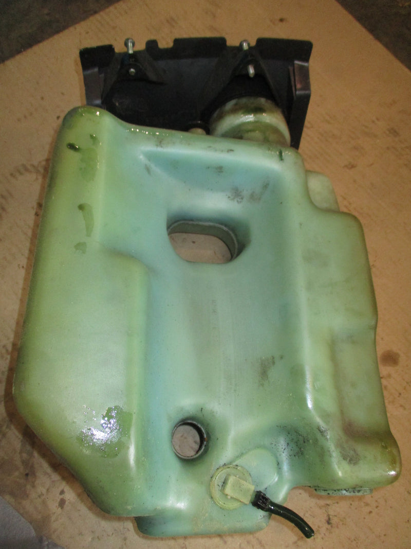 Mercury 40hp 2 stroke outboard oil tank
