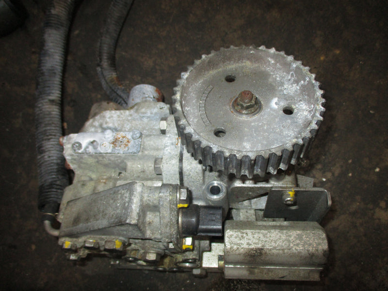 Yamaha 200hp HPDI 2 stroke outboard high pressure fuel inj pump READ DESCRIPTION