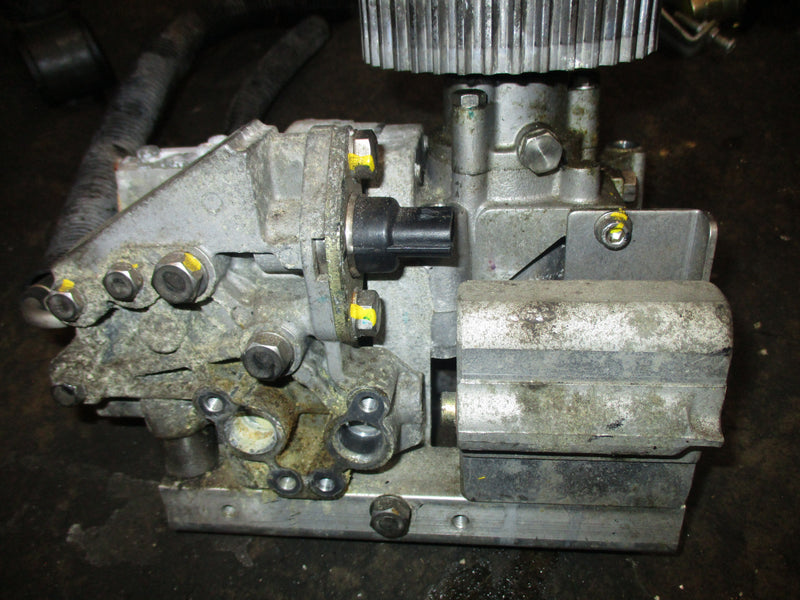 Yamaha 200hp HPDI 2 stroke outboard high pressure fuel inj pump READ DESCRIPTION
