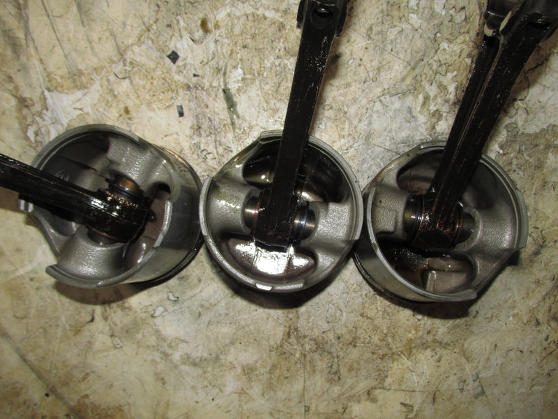 Evinrude Etec 175hp 2 Stroke Outboard Starboard Piston / Rod Set of 3 (5005443)