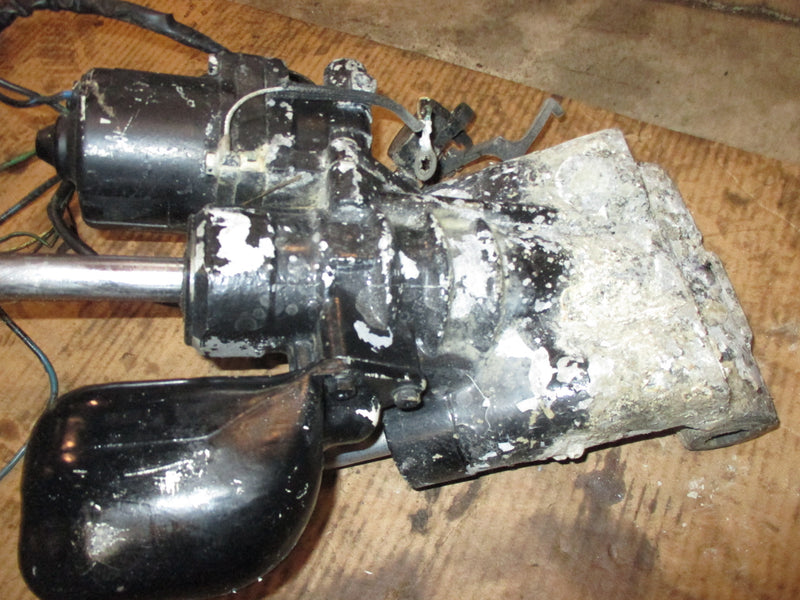 Johnson 90/115hp 60 degree 2 stroke outboard tilt trim unit PARTS ONLY