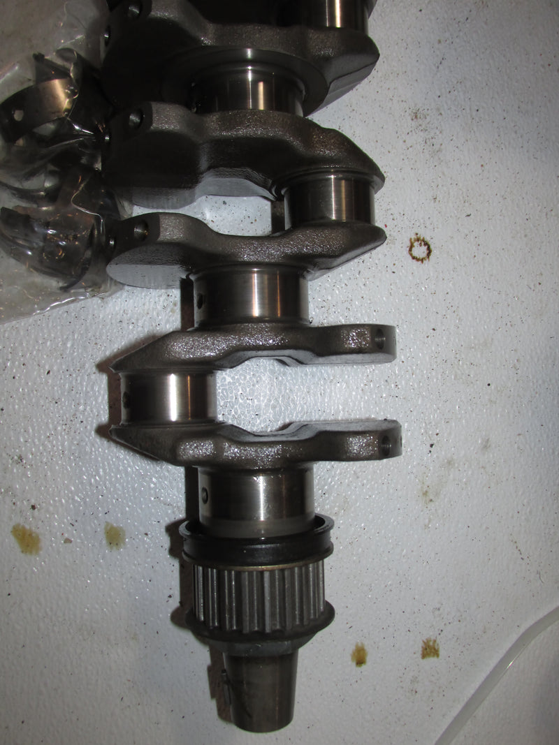 Suzuki DF70 70hp Outboard Crankshaft (12220-99E01)