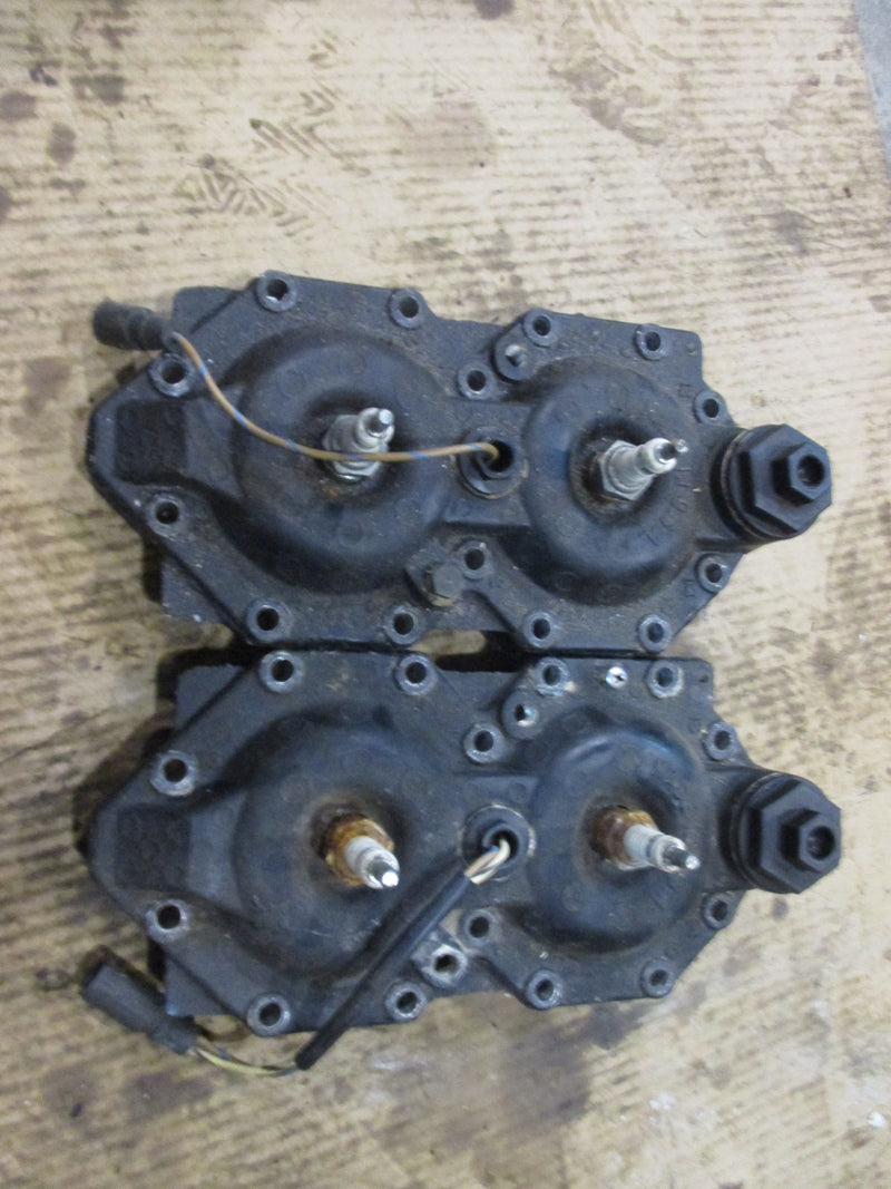 Johnson 90/115hp 60 degree 2 stroke outboard cylinder head set (342795)