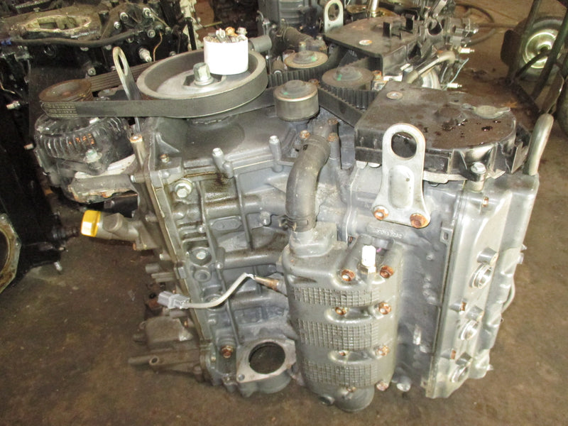 Honda BF225A 225hp 4 stroke outboard crankcase powerhead
