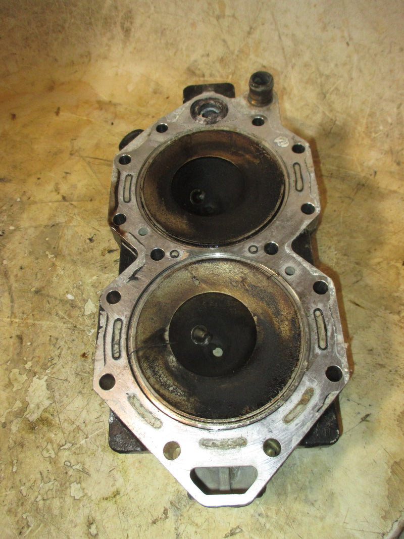 Evinrude E-Tech 115hp 2 stroke outboard Starboard Cylinder Head (352178)