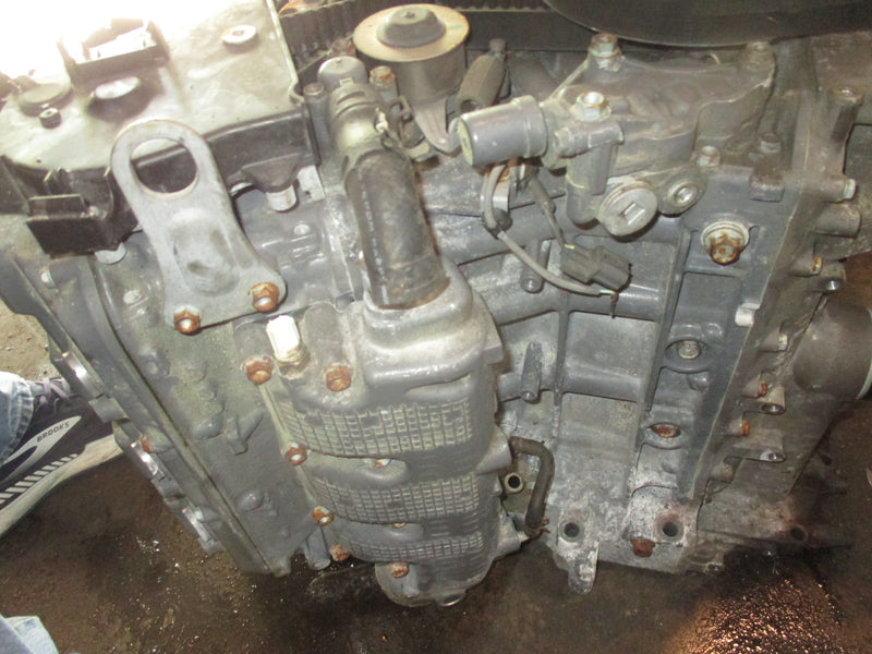Honda BF225A 225hp 4 stroke outboard crankcase powerhead