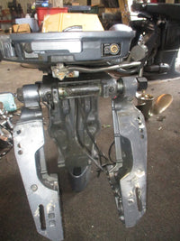 Load image into Gallery viewer, Yamaha 90hp 2 stroke outboard 20" shaft mid section
