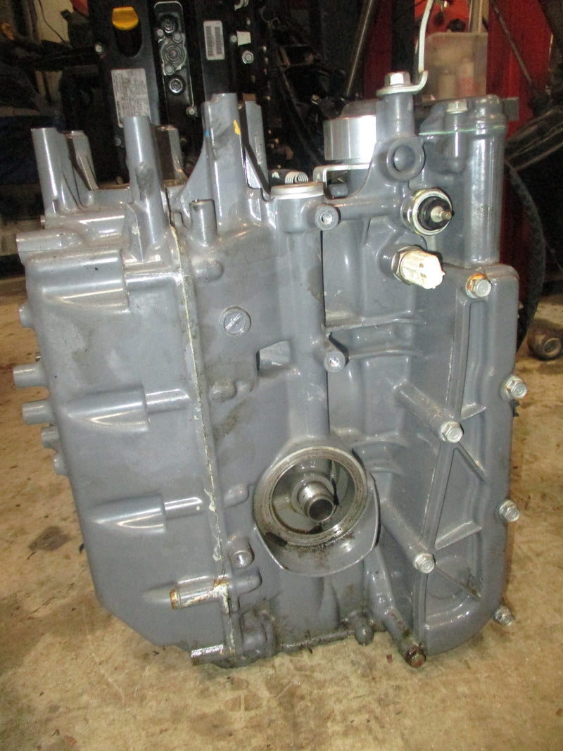 Honda 40hp 4 stroke outboard crankcase block