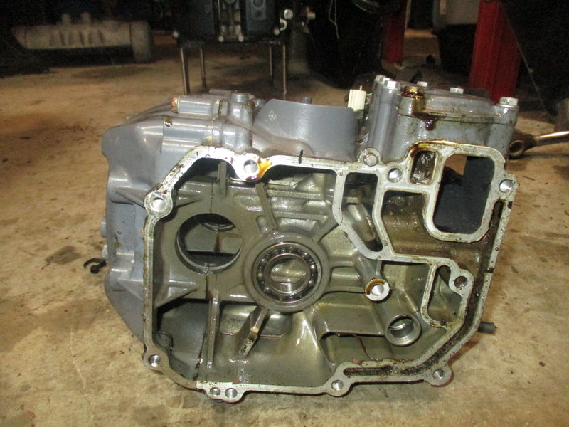 Honda 40hp 4 stroke outboard crankcase block