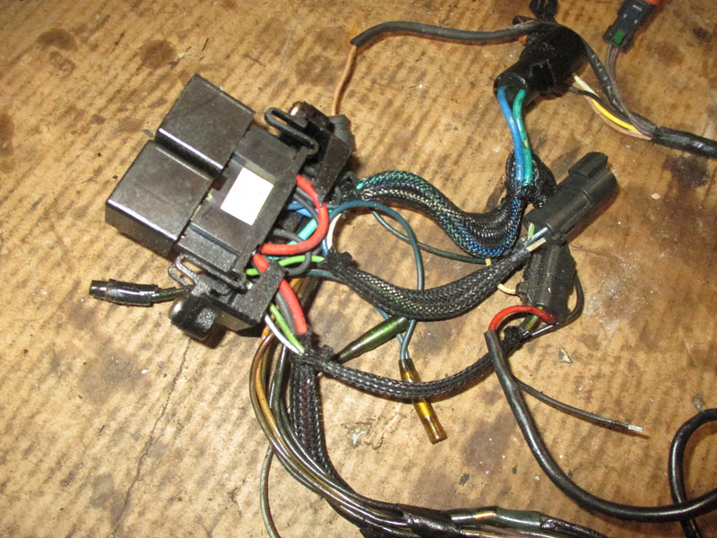 Johnson 90/115hp 60 degree 2 stroke outboard engine wiring harness (586228)
