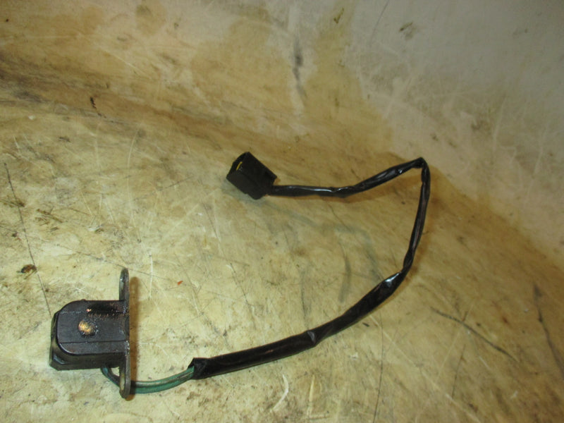 2001 Yamaha 200hp HPDI 2 Stroke Outboard Crank Position Sensor (61A-85895-00-00)