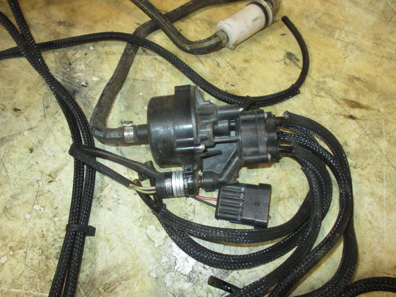 Evinrude E-Tech 115hp 2 stroke outboard Oil Injector (5005922)