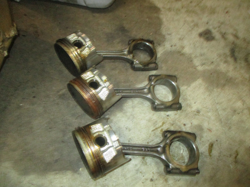 Honda 40hp 4 stroke outboard piston and rod set (13101-ZV5-010)