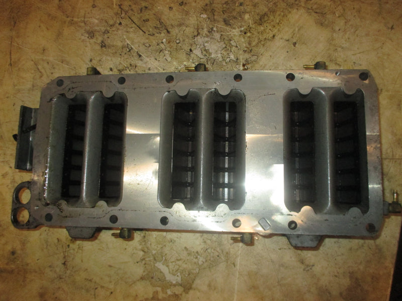 Mercury Optimax 3.0L 225hp 2 stroke outboard intake manifold and reeds