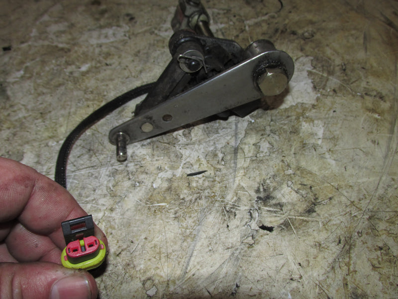 Evinrude Etec 175hp 2 Stroke Outboard Shift Bracket and Switch (586780)