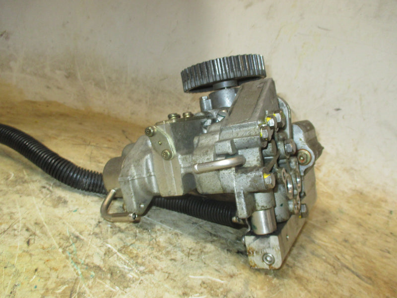 2001 Yamaha 200hp HPDI 2 Stroke Outboard Fuel Injection Pump (68F-93910-00)