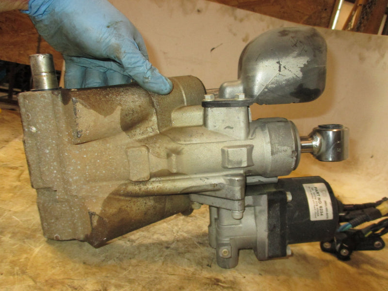 Honda BF225A 225hp 4 stroke outboard tilt trim unit