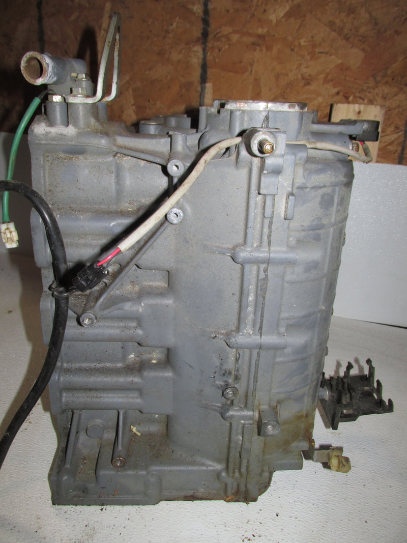 Suzuki DF90A 90hp Outboard Crankcase Block
