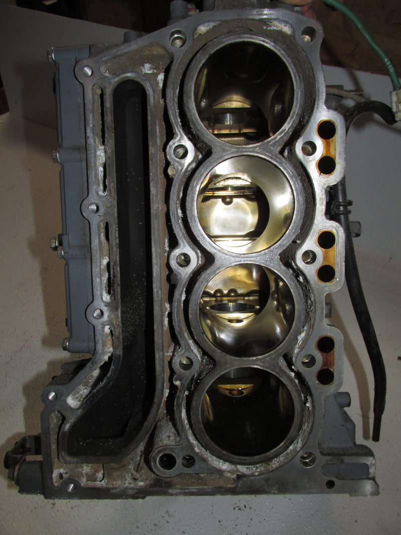 Suzuki DF90A 90hp Outboard Crankcase Block