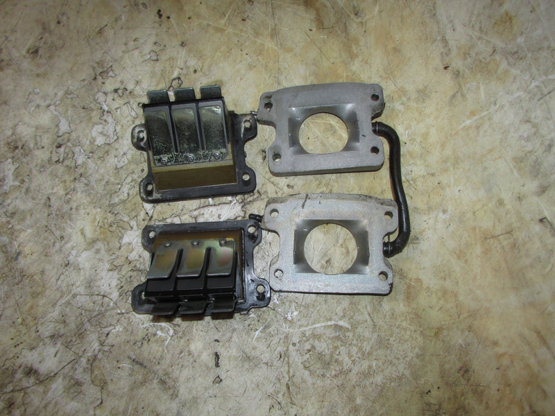 Yamaha 55hp 2 Stroke Outboard Intake Manifold / Reeds (697-13610-00-00)