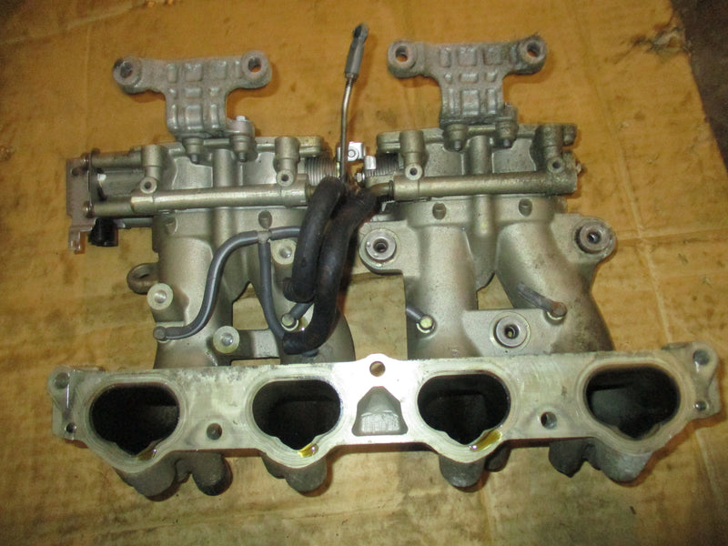 Mercury 115hp 4 stroke outboard intake manifold / throttle body (881441T3)