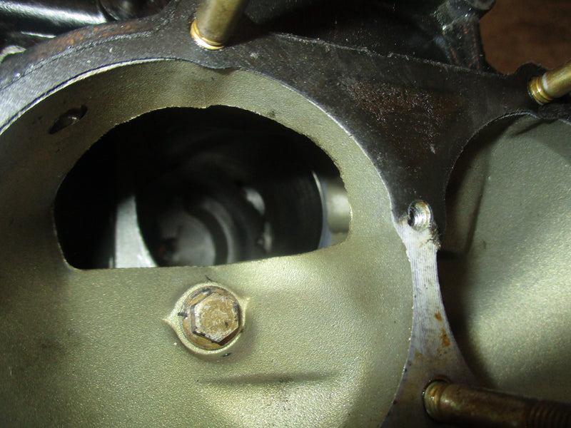 Evinrude 30hp 2 stroke outboard crankcase block