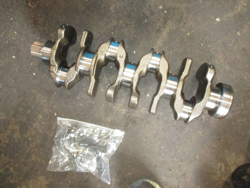 Suzuki DF150A 150hp 4 Stroke Outboard crankshaft (12221-96J10)