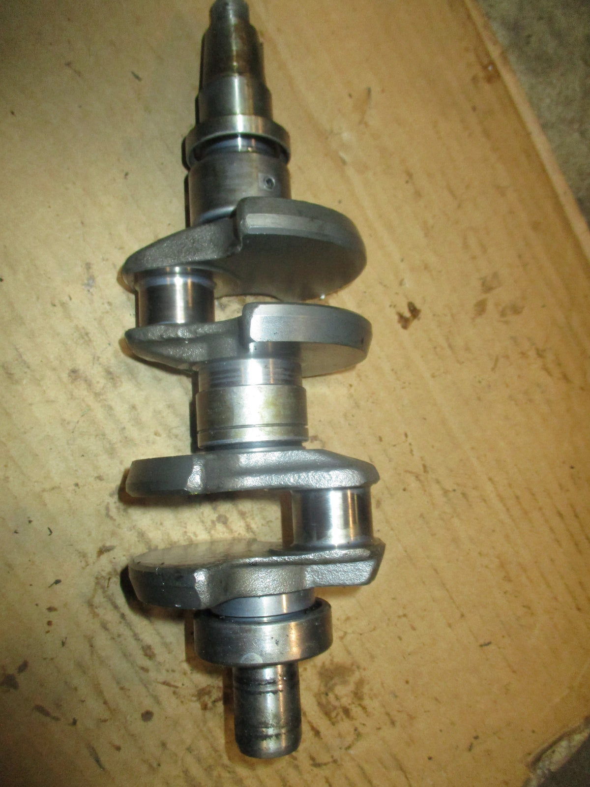 Evinrude 30hp 2 stroke outboard crankshaft